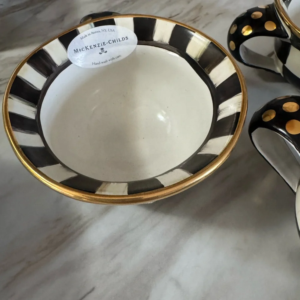 MacKenzie-Childs Courtly Check Tea cups with Gold Accents - Picture 4 of 9